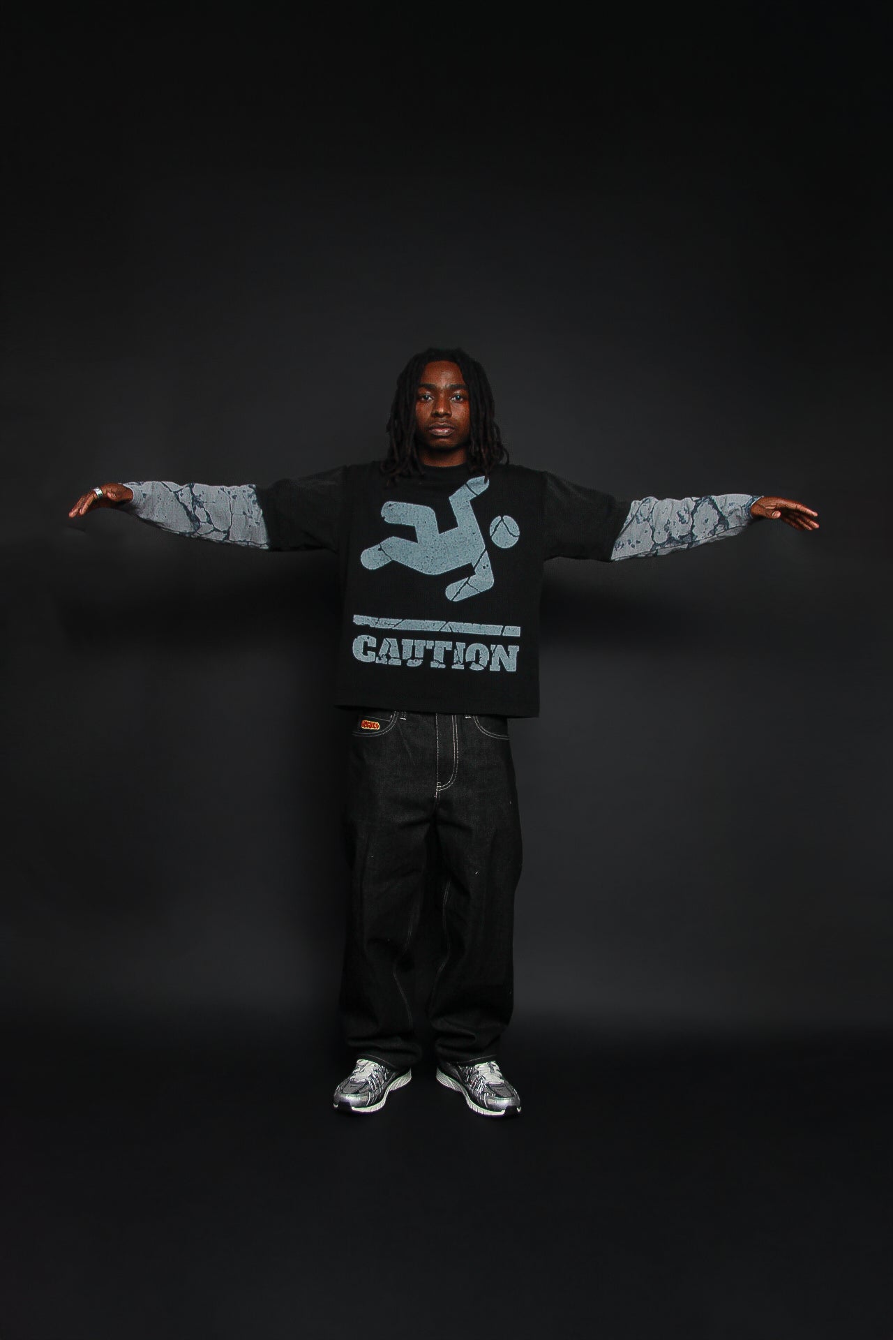 Long-sleeved "CAUTION" Tee